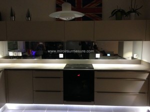 Crédence de cuisine en miroir argent 4