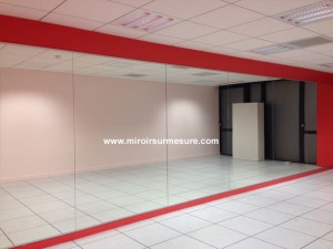 Mur miroir salle de sport et de fitness