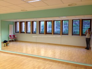 Mur miroir pour salle de fitness anti-éclat